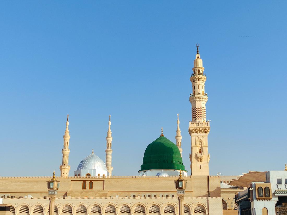 Masjid an-Nabawi and the Green Dome